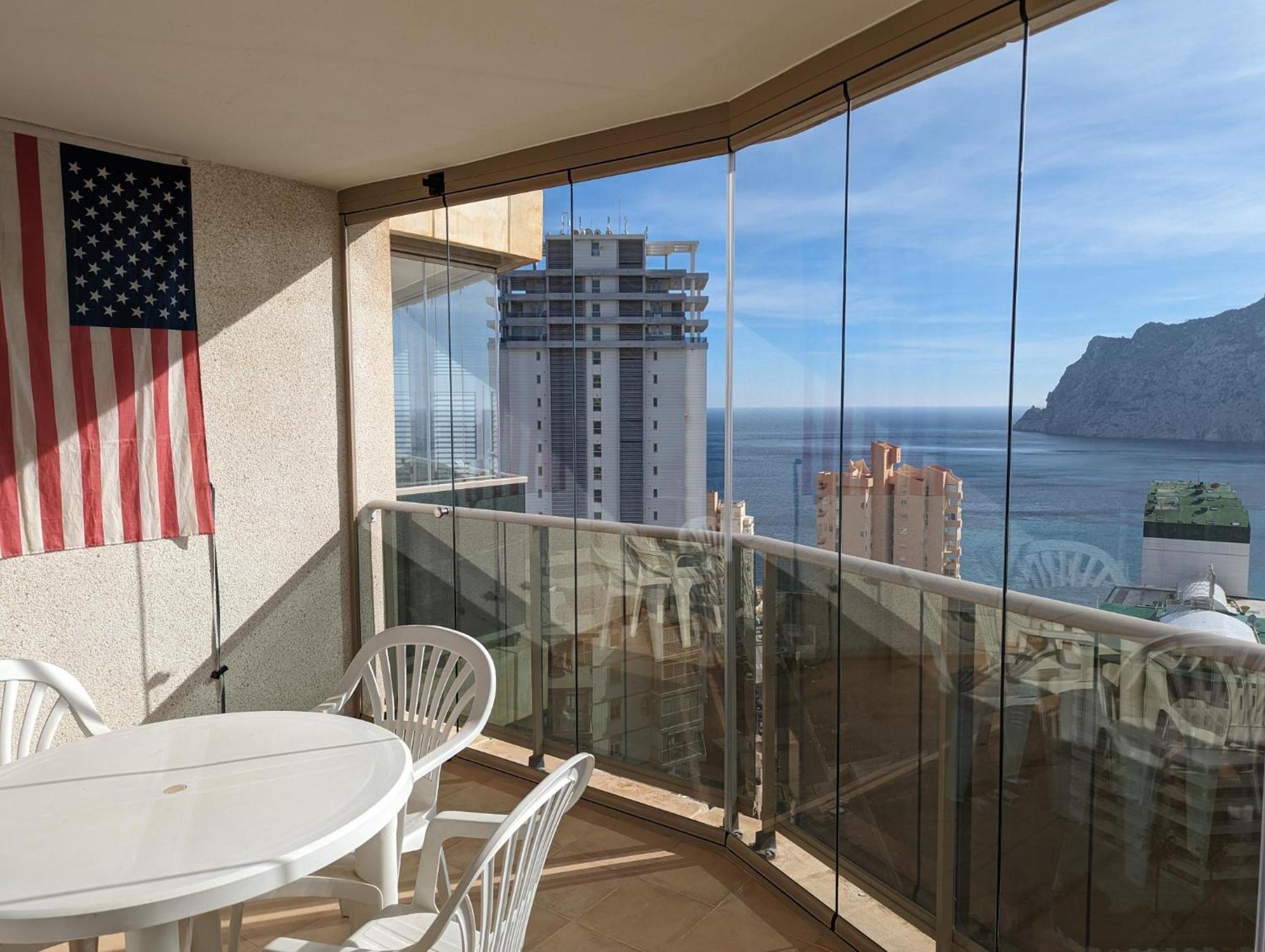100 M From Fossa Beach In Calp Exterior foto